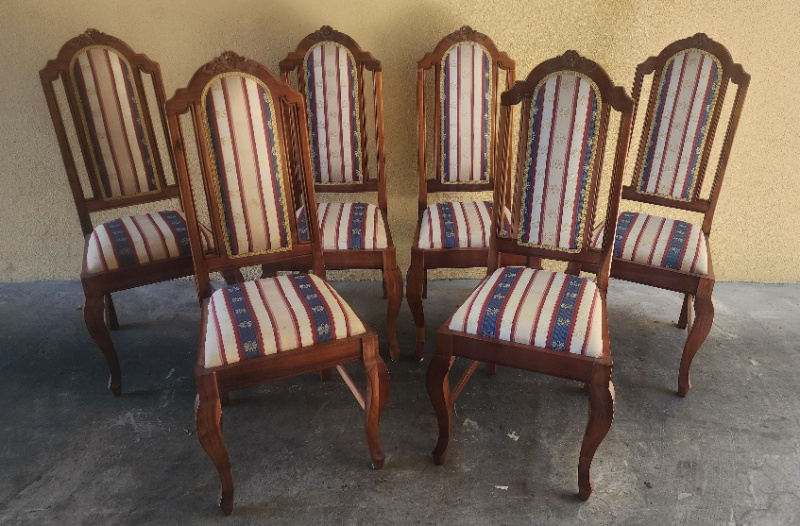 SET OF 6 CARVED BLACKWOOD DINING CHAIRS   PRICE: R2450.00 EA
