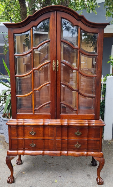 STINKWOOD GABLE TOP DISPLAY WITH BEVELLED GLASS   PRICE: R13500.00 ; {106CM X 42 X 186H}