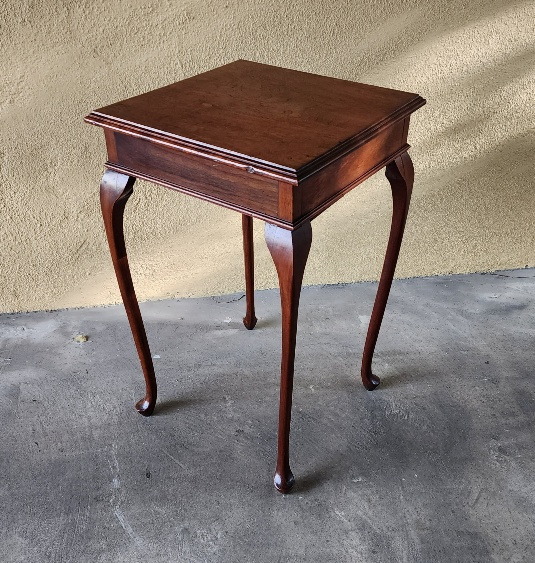 MAHOGANY OCCASSIONAL TABLE. PRICE R2250.00