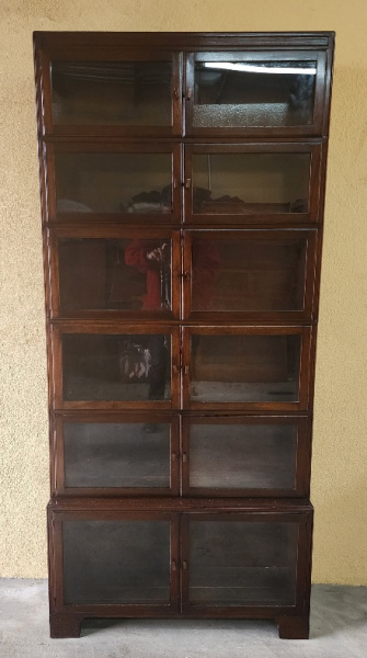 HANDSOME MAHOGANY BARRISTERS BOOKCASE   PRICE:R18500.00 ; {87CM X 30 X 195H}